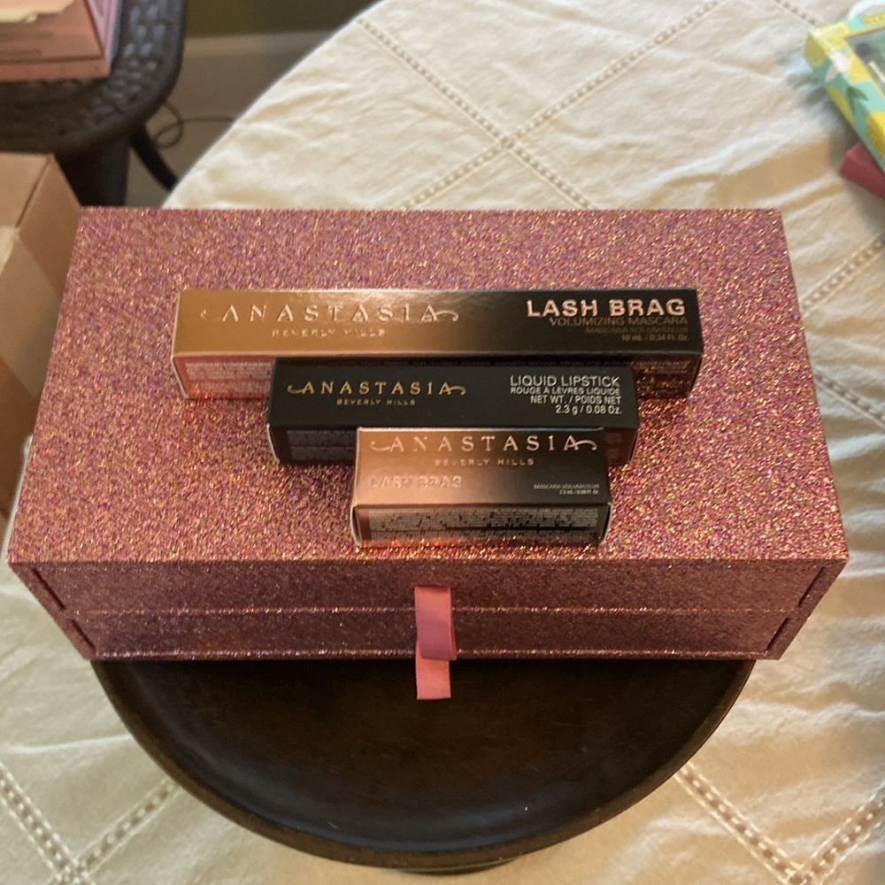 Anastasia Soft Glam Set Beautiful - Picture 6 of 6